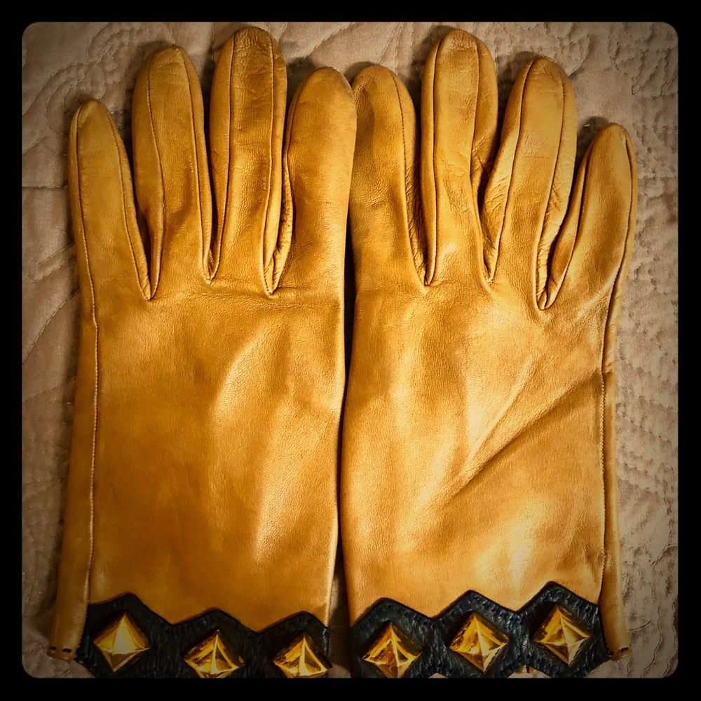 Vintage Hermès Studded Gloves